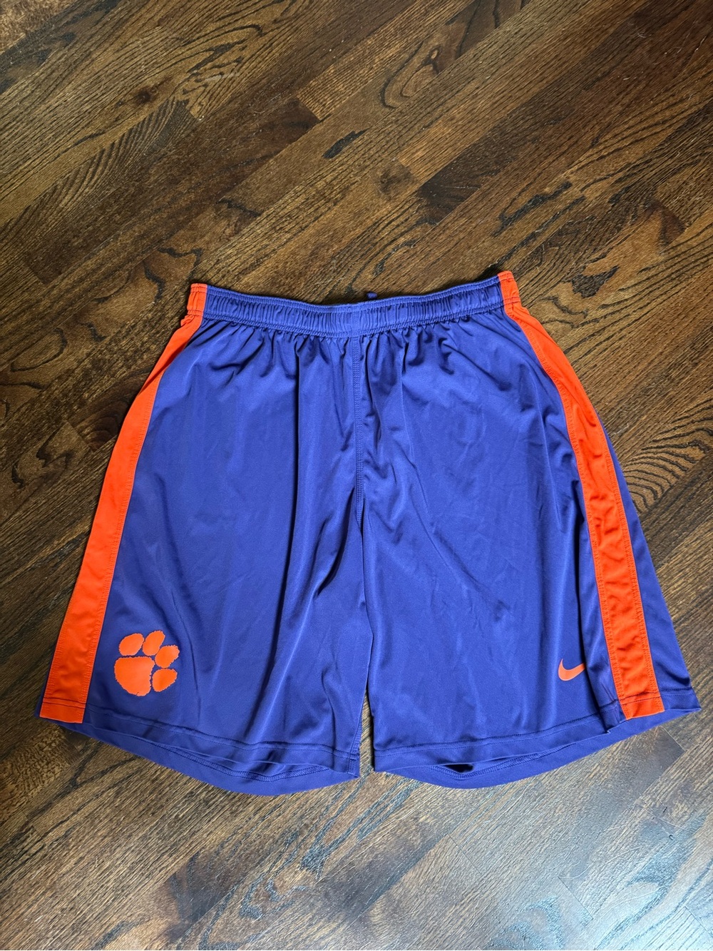 Men’s NIKE 10” Inseam DRI-FIT Purple & Orange Clemson Tiger Paw Shorts.  2XL